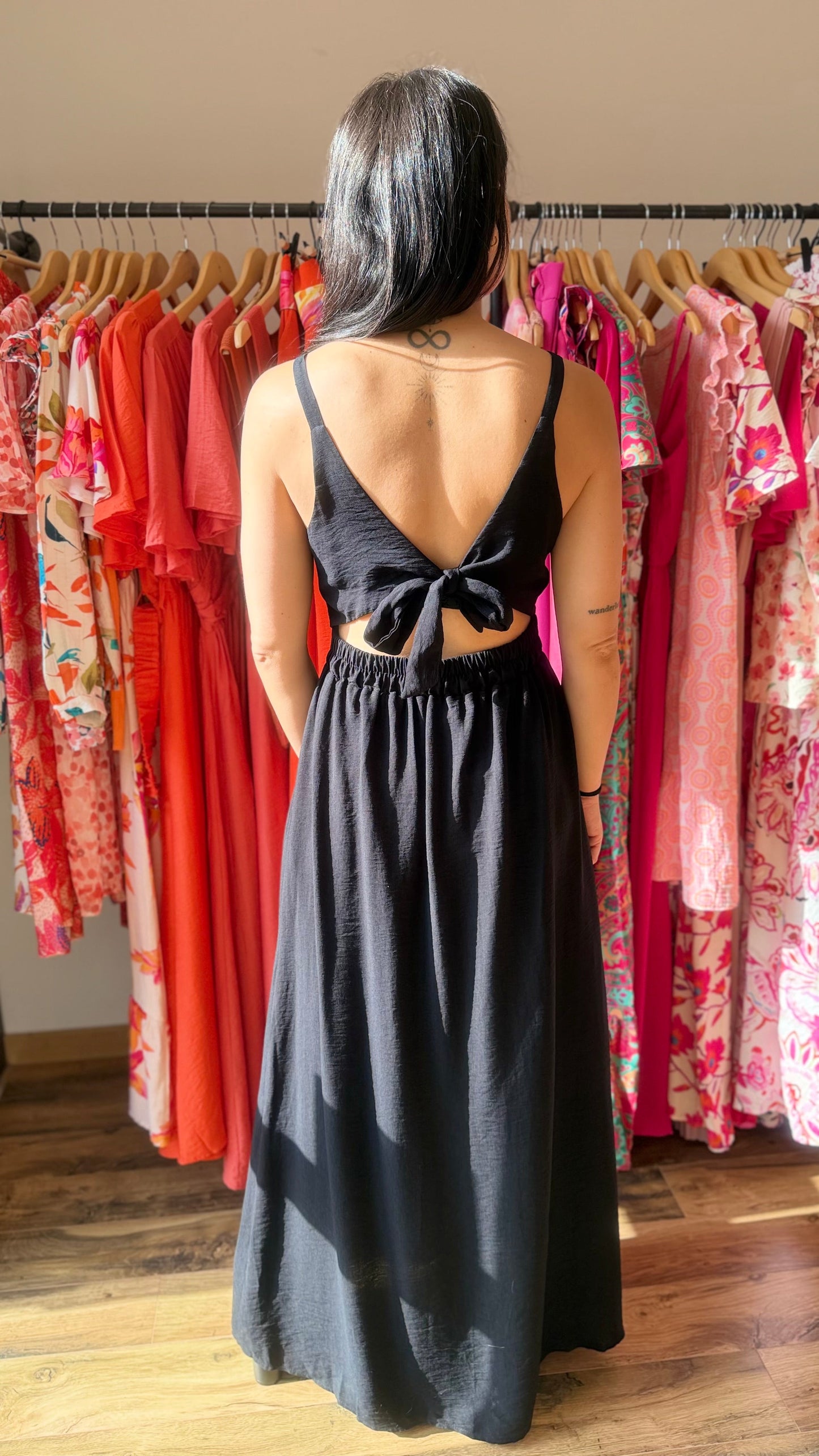 Ropa larga Molly negra CURVY