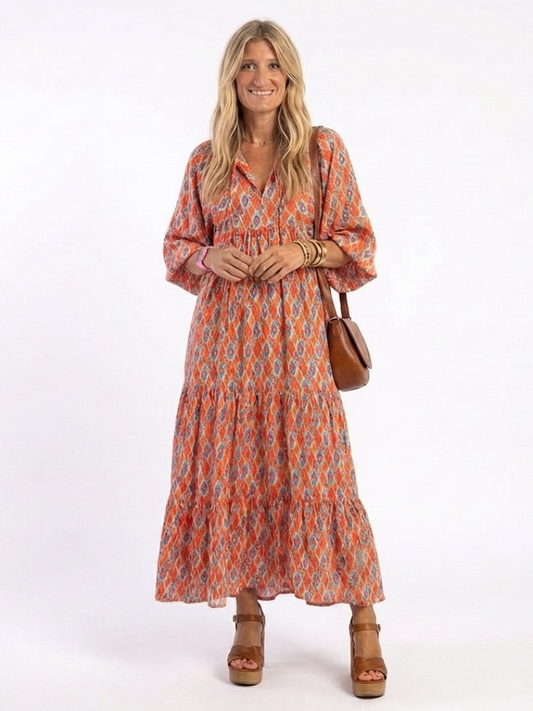 Amara | Vestido Midi de Volantes con Escote en V de Estampado Geométrico