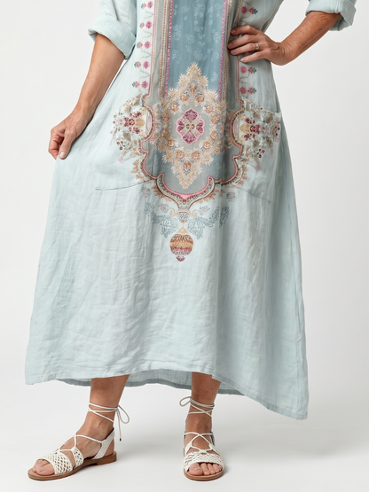Kassiani | Vestido Midi Oversize con Bordado Ornamental y Bolsillos