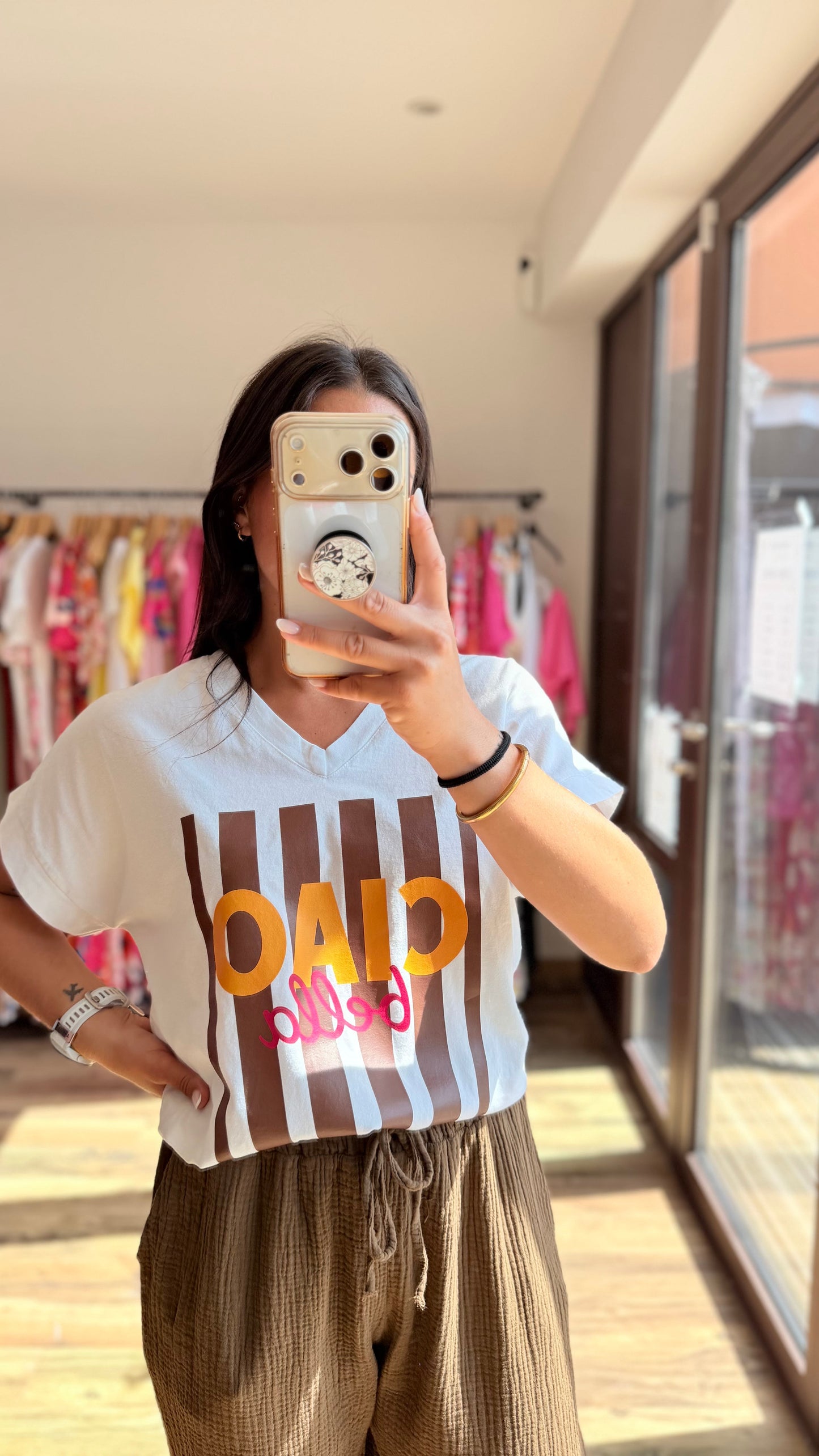 Nadia – Camiseta básica choco