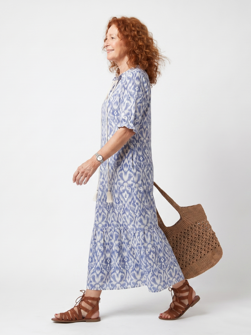 Ottoline | Vestido Midi Impreso con Cuello Atado y Pompones