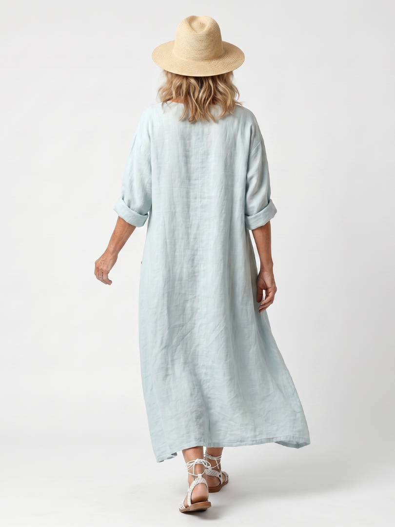 Kassiani | Vestido Midi Oversize con Bordado Ornamental y Bolsillos