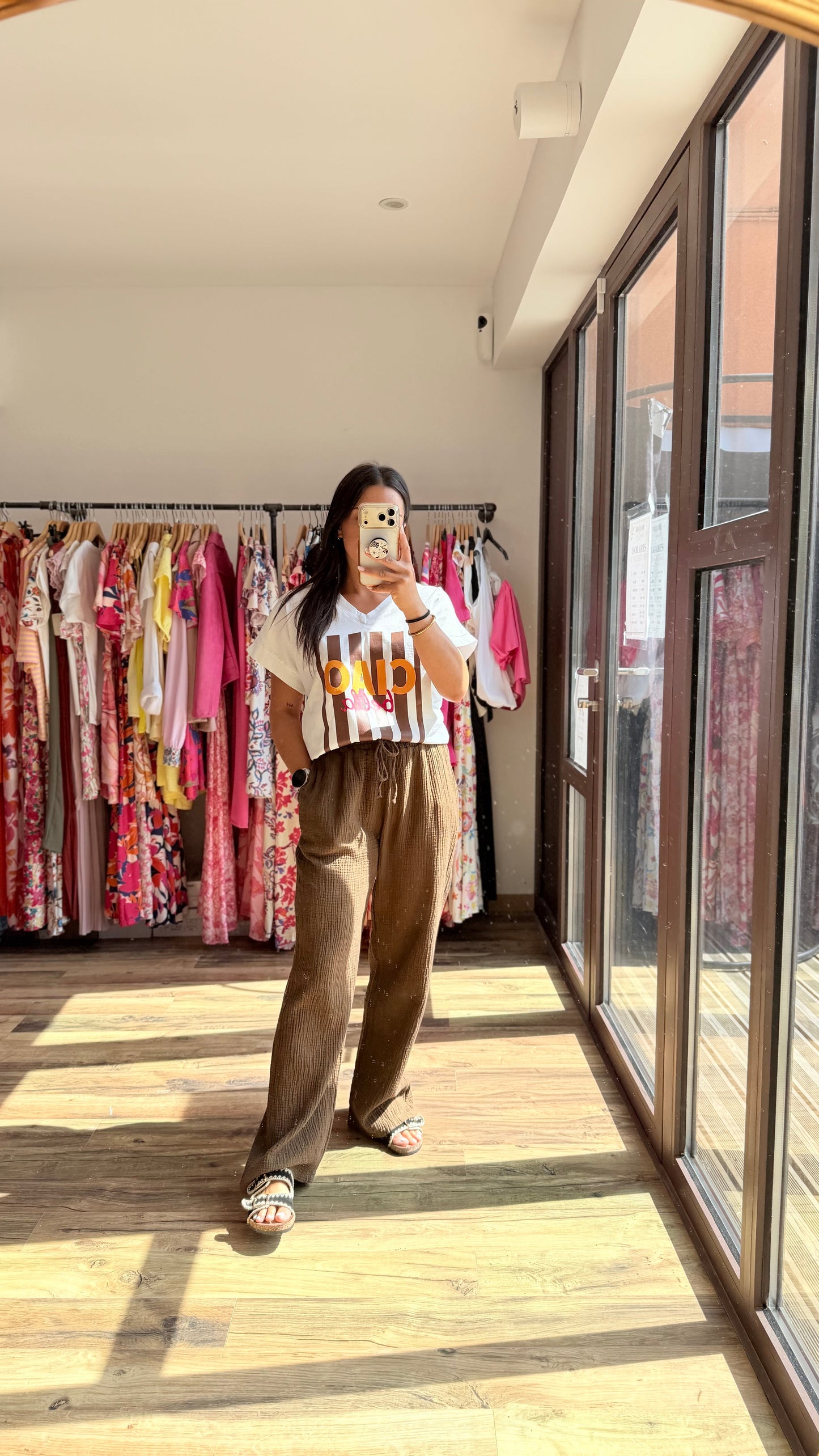 Carola – Pantalón de gasa chocolate