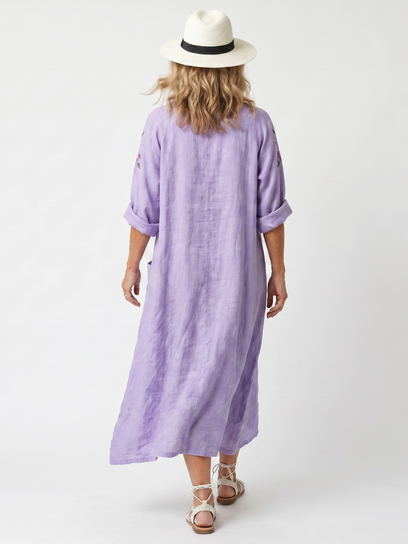 Tavi | Vestido Midi Oversize Bordado de Flores con Bolsillos