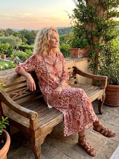 Noelle | Vestido Midi con Nudo de Estampado Ornamental