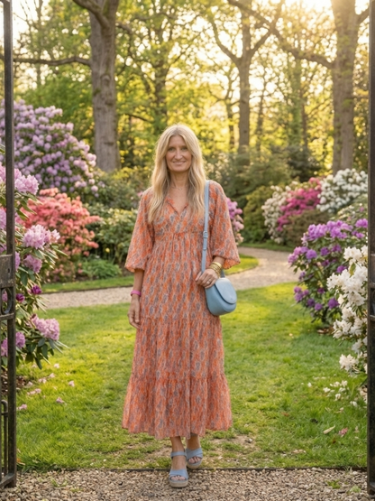 Amara | Vestido Midi de Volantes con Escote en V de Estampado Geométrico