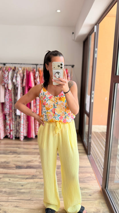Top Hugo amarillo CURVY