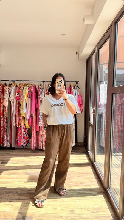 Camiseta icónica Léo CURVY