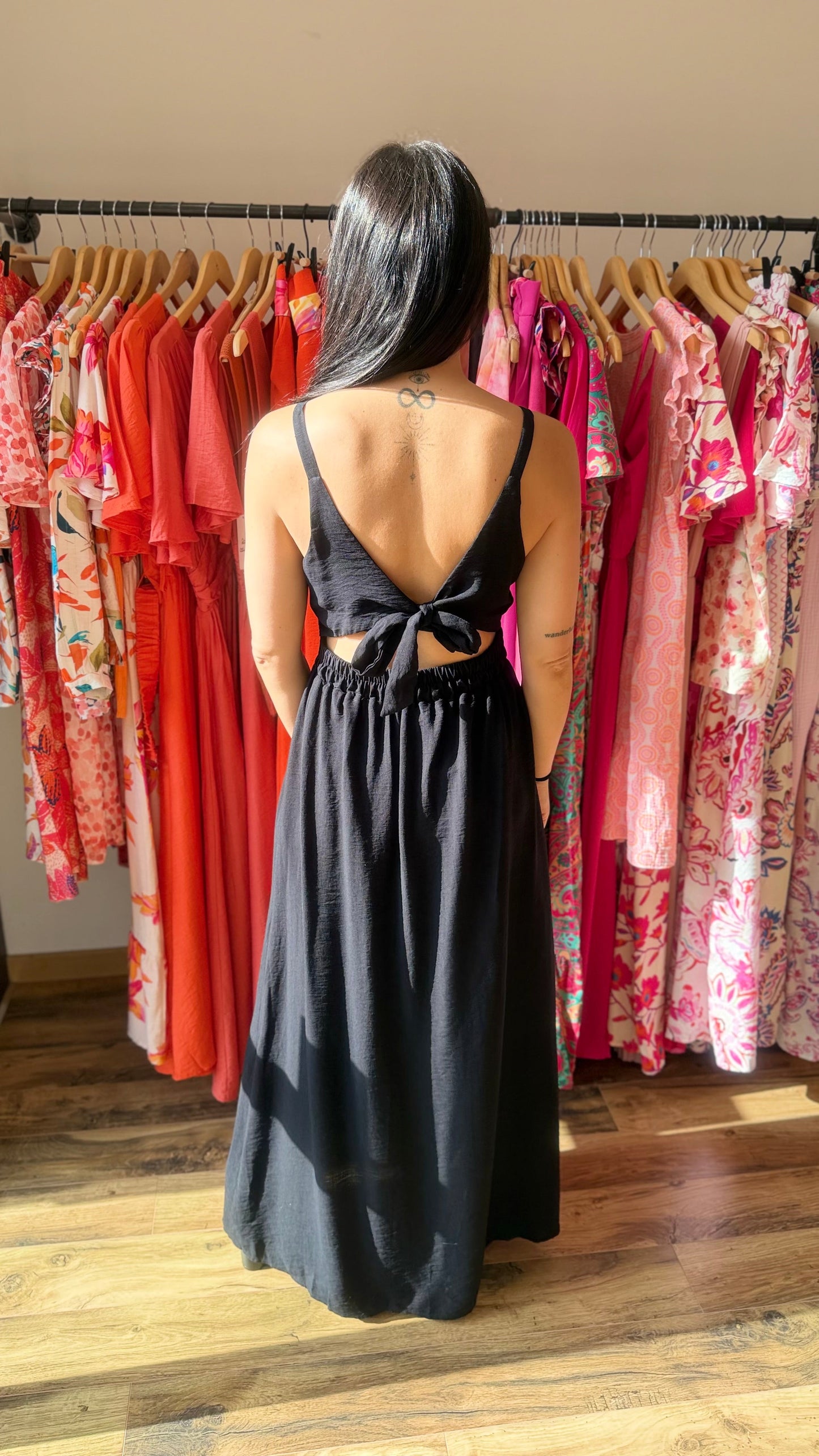 Ropa larga Molly negra CURVY