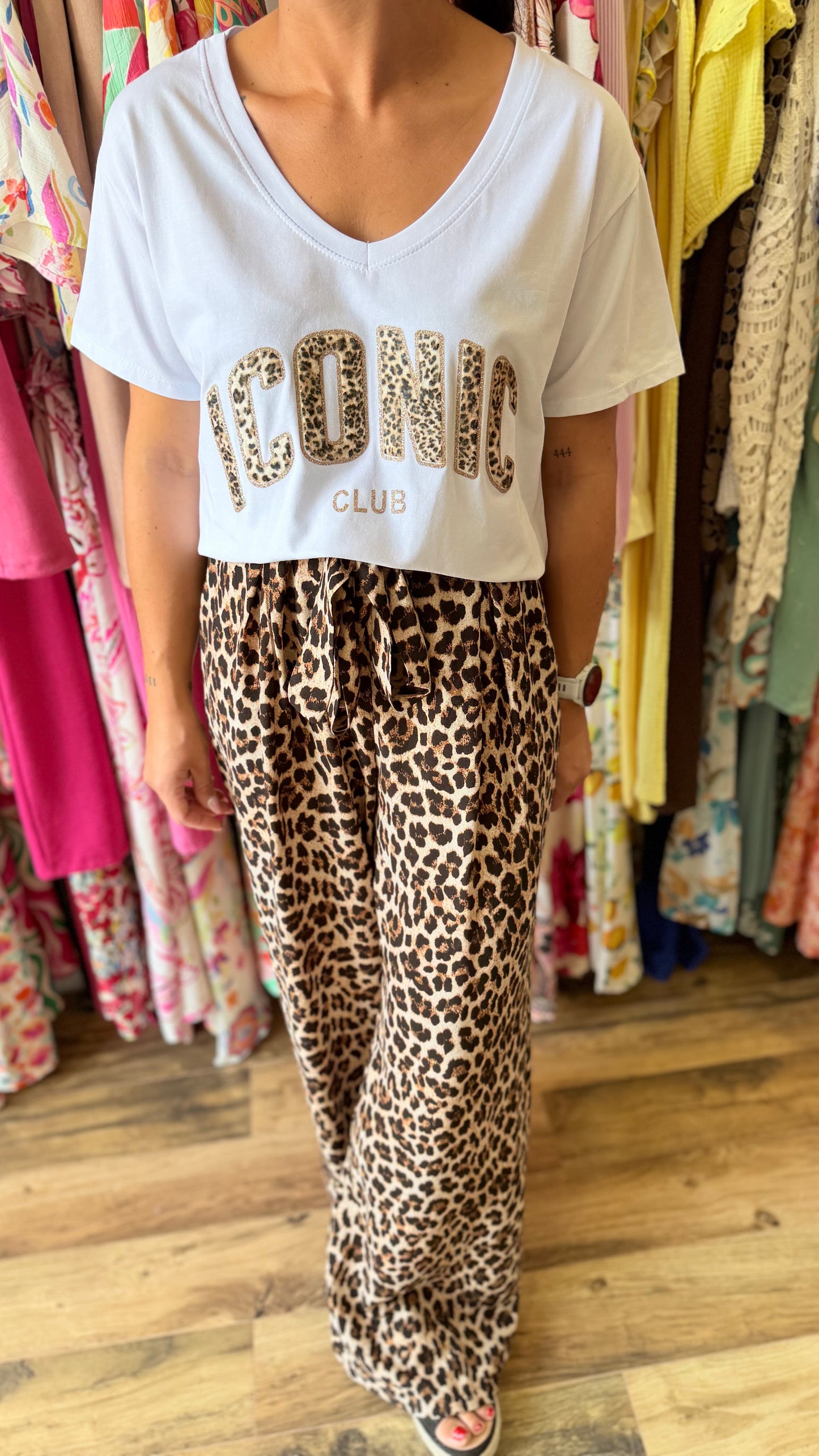 Camiseta icónica CURVY