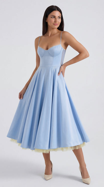 Vestido de tul y midi de Isold