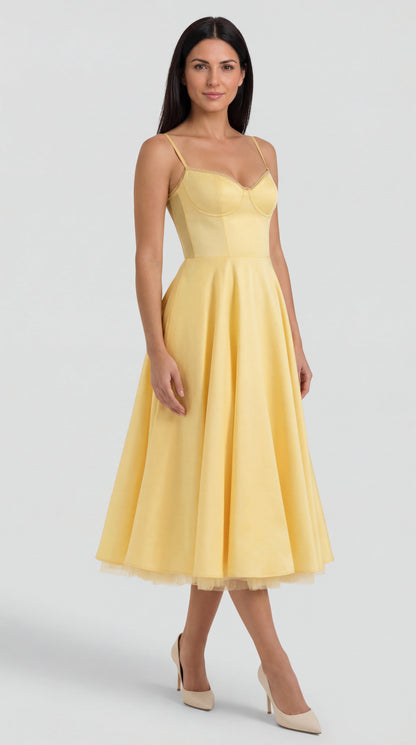 Vestido de tul y midi de Isold