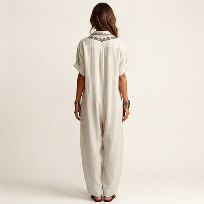 Petra | Vestido de lino con collar en V bordado